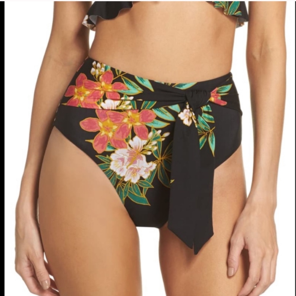 Isabella Rose floral highwaist bikini bottom